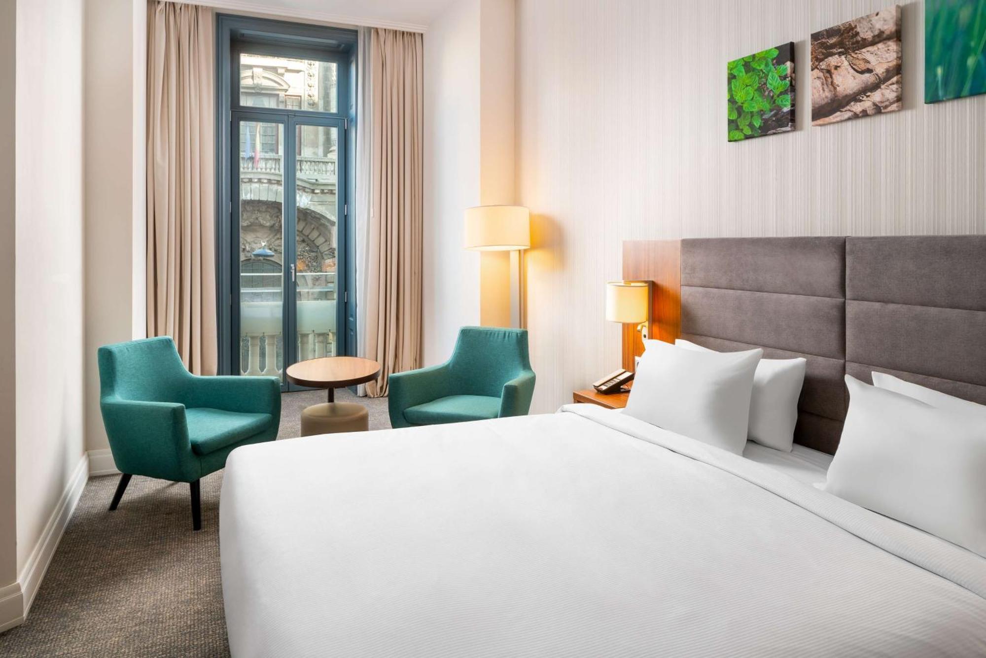 Deluxe King Room,1552476193:JPEG